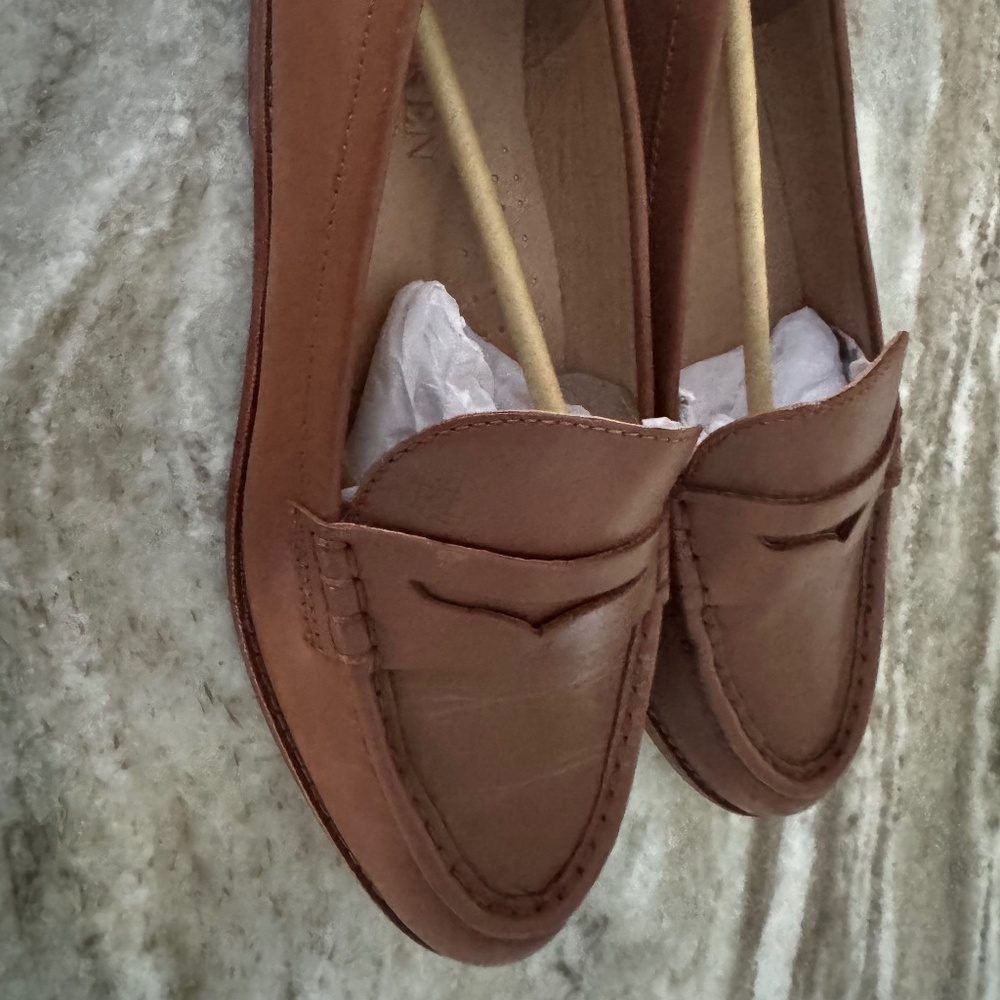 Wynnie burnished calf Ralph Lauren loafers size 9